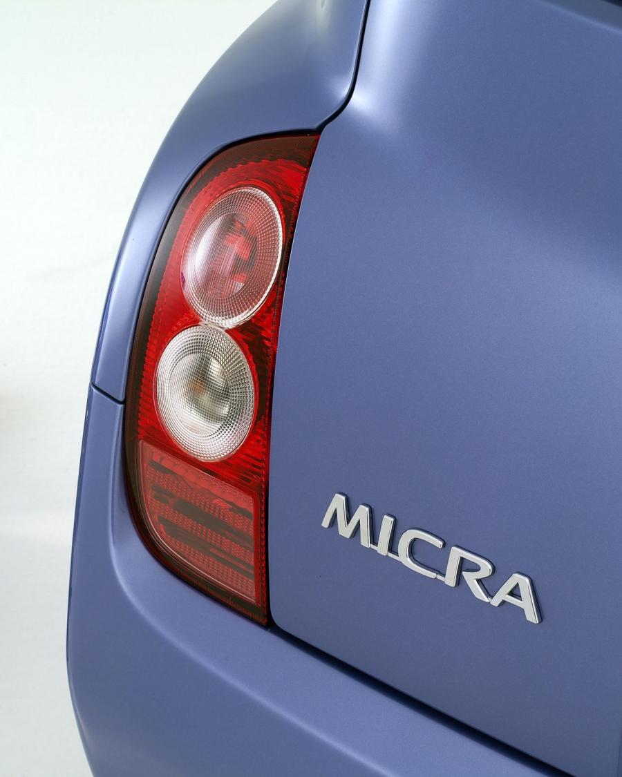  Nissan Micra 2005 года  (фото 13 из 21)
